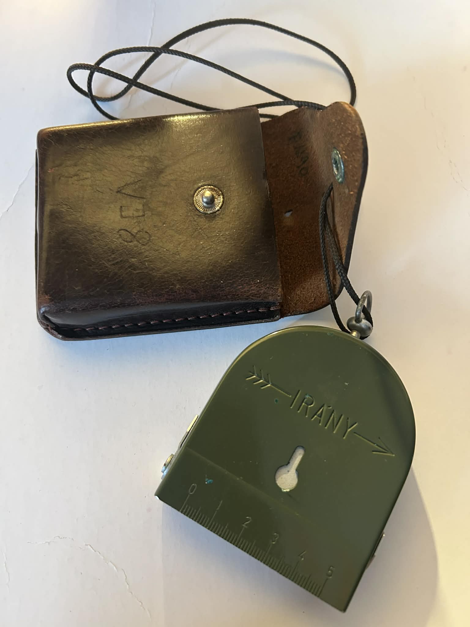 Régi magyar tájoló 39,49M bőr tokkal - Image 3